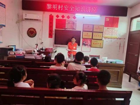 武冈市民政局：深入乡镇开展防溺水安全宣传活动
